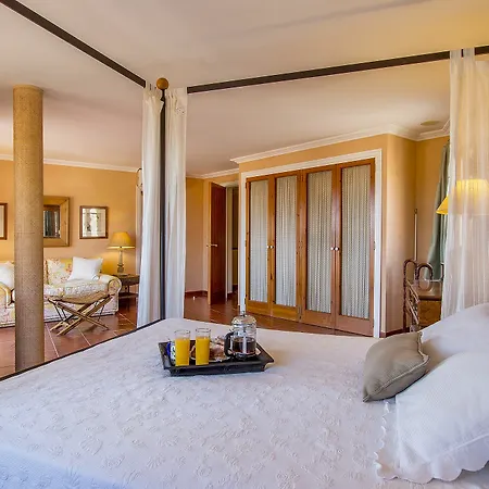 Town House Bellavista *