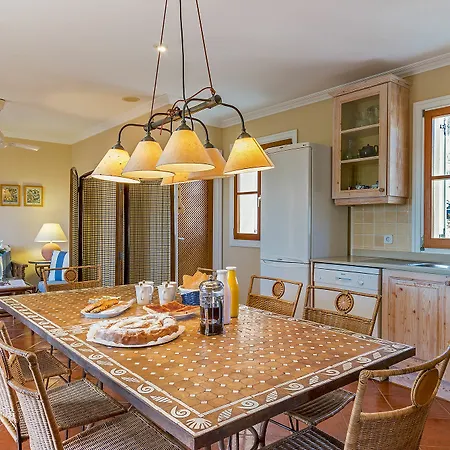 Town House Bellavista Semesterbostad *