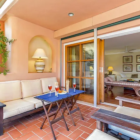 Feriehus Town House Bellavista *