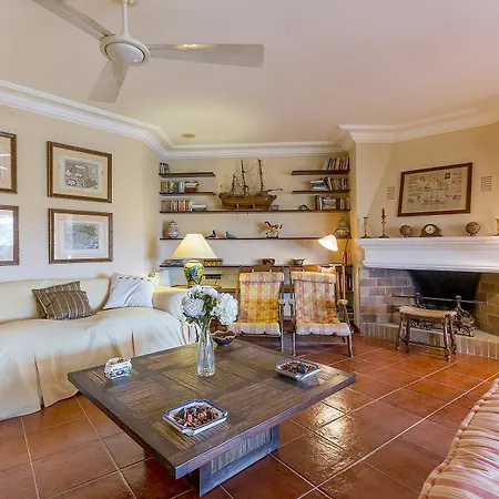 Feriehus Town House Bellavista *